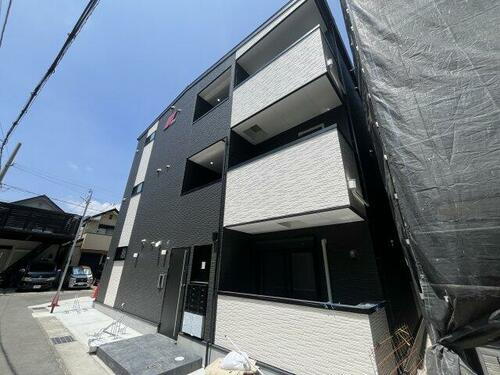 Ｆ　Ｌａｘａ　ＳＥＡＭ 3階建