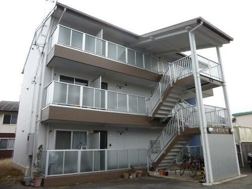 兵庫県姫路市広畑区早瀬町１丁目 3階建