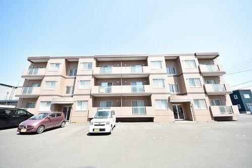 北海道札幌市北区篠路三条２丁目 賃貸マンション