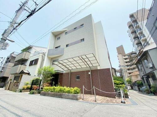 カーサ松崎町 4階建