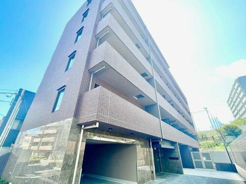 東京都品川区西大井６丁目 6階建