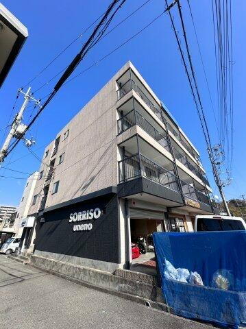 ソリッソ畦野 4階建