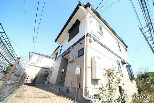 神奈川県横浜市都筑区見花山 2階建
