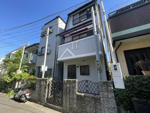 御影２丁目貸家 3階建