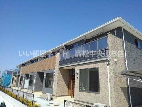 ルーベル金蔵寺ⅢＢ 2階建