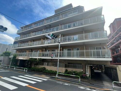 東京都文京区水道１丁目 7階建