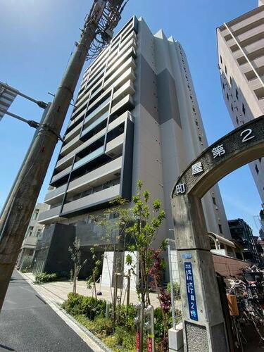東京都荒川区荒川６丁目 15階建