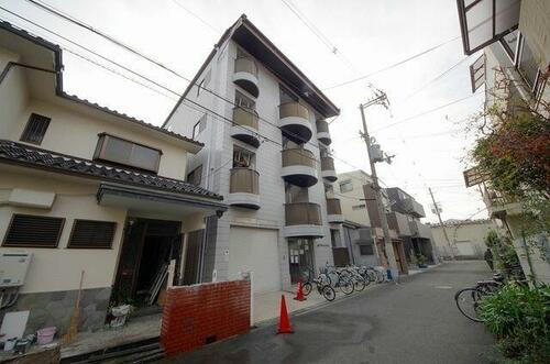 メゾンドール高殿 4階建