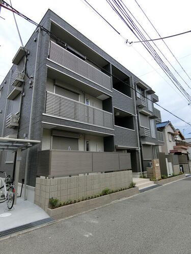 兵庫県明石市日富美町 3階建 築7年