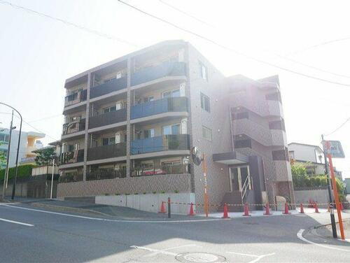 神奈川県相模原市緑区橋本５丁目 4階建