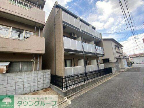 レオパレスライラック久が原 3階建