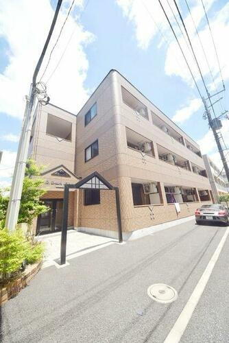 ドリーム菊名 3階建
