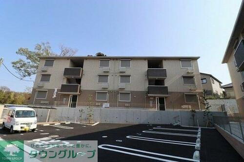 ライフマンションＡ・Ｂ 3階建