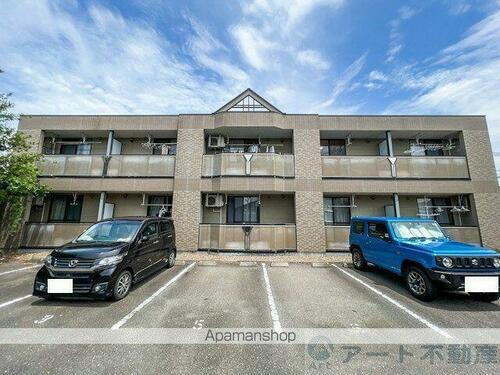 愛媛県松山市北条辻 賃貸アパート