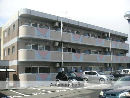 ライフコート 3階建