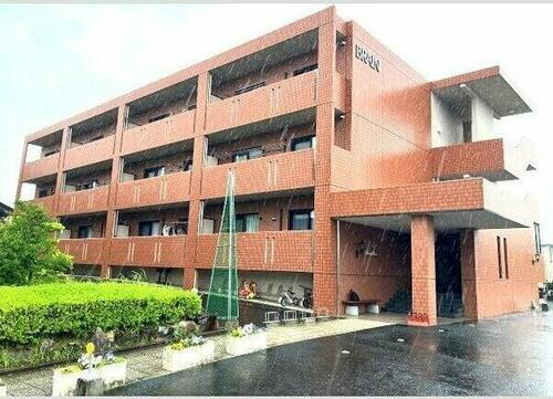 愛知県半田市岩滑東町４丁目 賃貸マンション