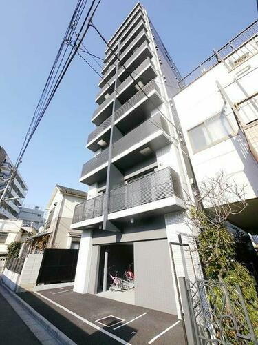 東京都北区志茂２丁目 10階建