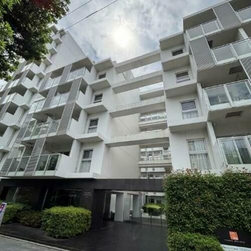 東京都新宿区北新宿４丁目 賃貸マンション