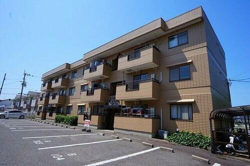 香川県高松市屋島西町 賃貸マンション