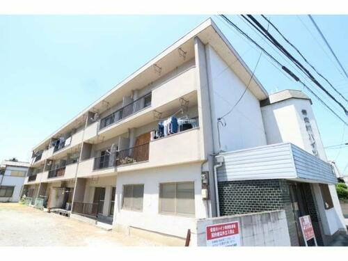 奈良県生駒郡三郷町勢野東１丁目 3階建 築40年7ヶ月