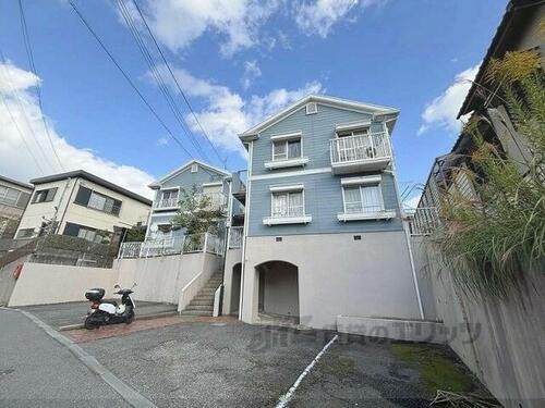 奈良県生駒市谷田町 築37年6ヶ月 2階建