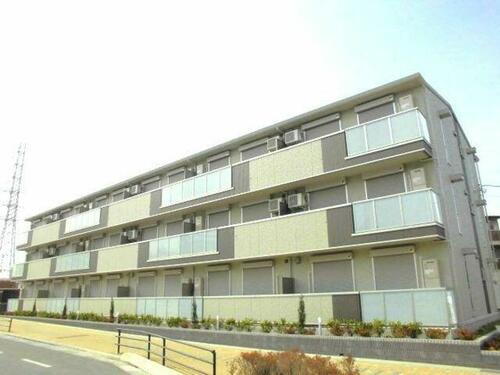 埼玉県八潮市大瀬３丁目 3階建
