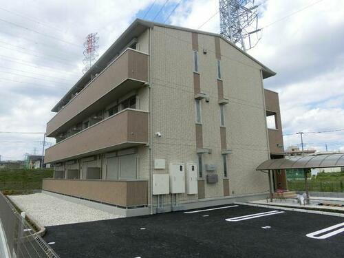埼玉県八潮市大瀬３丁目 3階建 築10年2ヶ月