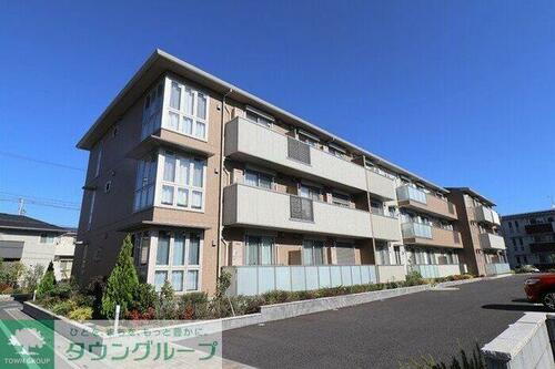 埼玉県越谷市レイクタウン９丁目 3階建