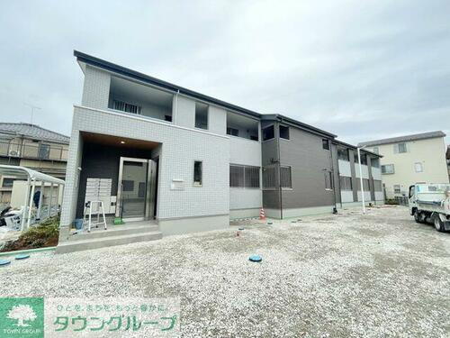 埼玉県越谷市登戸町 2階建