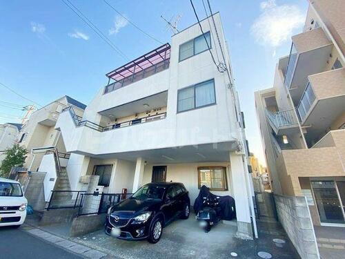 千葉県松戸市栄町７丁目 3階建