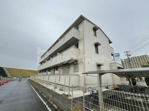 エンゼル 3階建