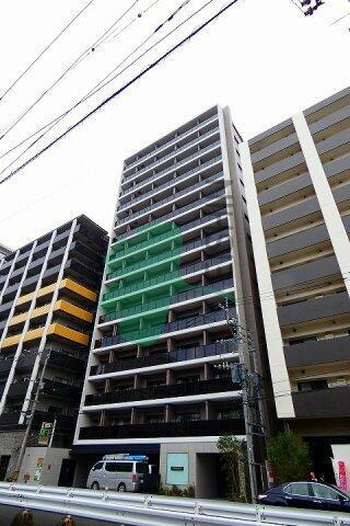 福岡県福岡市博多区築港本町 15階建