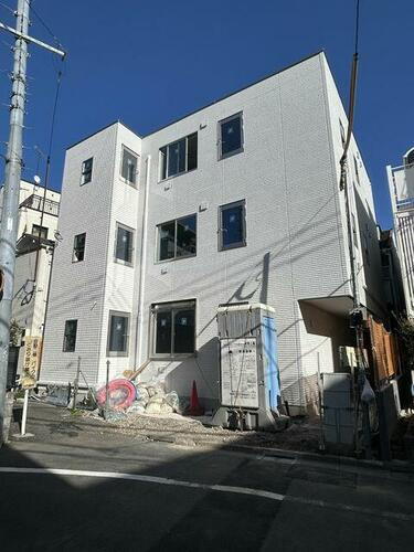 デュオメゾン笹塚ｅａｓｔ 3階建