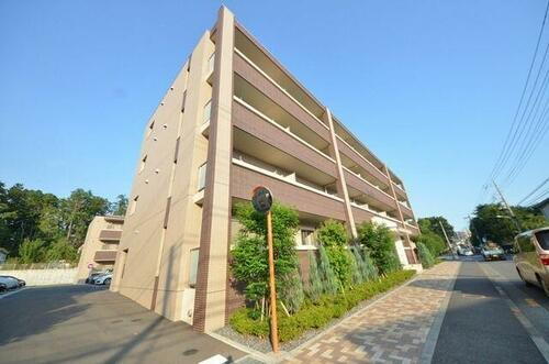 東京都国分寺市光町１丁目 4階建