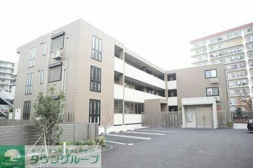 埼玉県川口市朝日１丁目 3階建 築8年4ヶ月