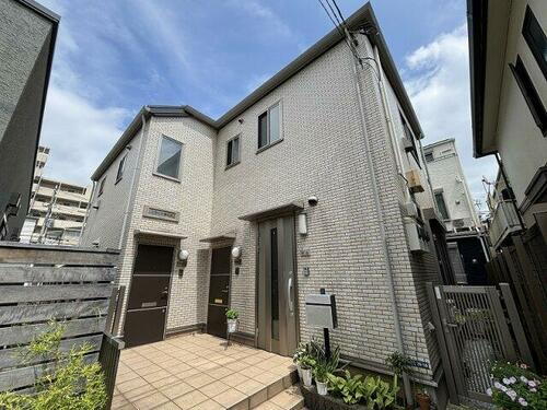 東京都大田区鵜の木２丁目 2階建