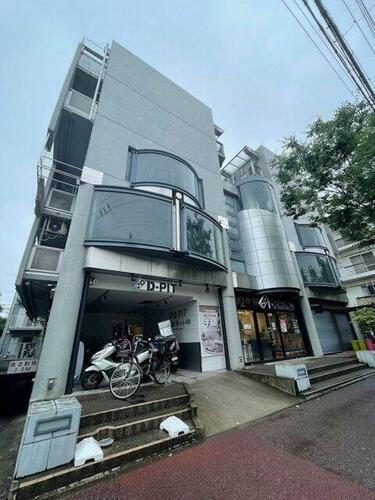 兵庫県芦屋市宮塚町 5階建