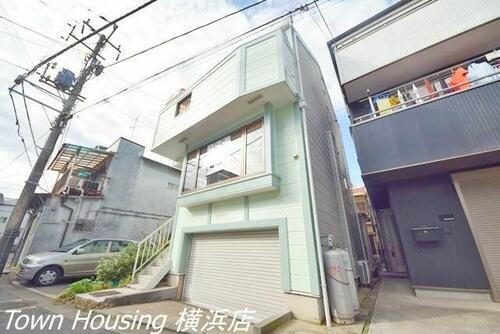 ハイツ星 3階建