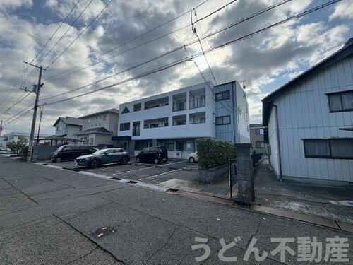 香川県高松市今里町 賃貸マンション