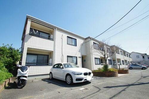神奈川県川崎市多摩区宿河原５丁目 2階建