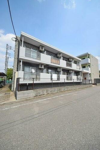 プティリヴィエール 3階建
