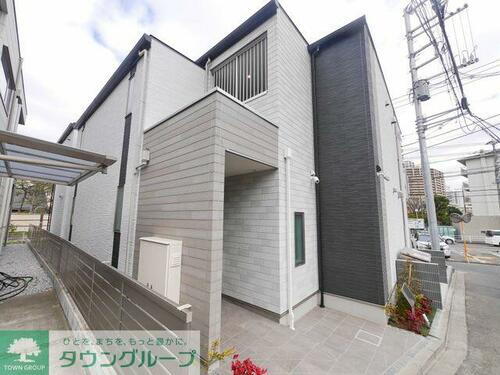 神奈川県川崎市高津区久本２丁目 2階建