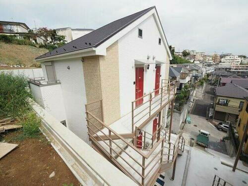 神奈川県横浜市磯子区滝頭１丁目 賃貸アパート