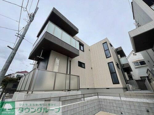 神奈川県横浜市金沢区町屋町 2階建 築2年10ヶ月