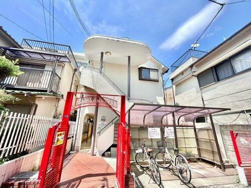 サンシャトー２１ 2階建