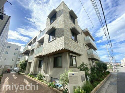 徳島県徳島市住吉４丁目 賃貸マンション