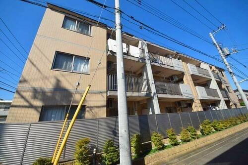 東京都調布市下石原２丁目 3階建