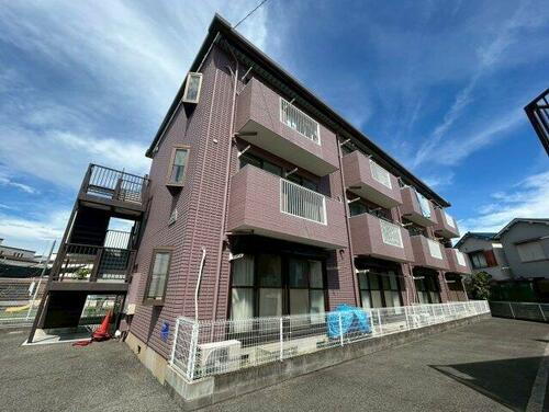 大阪府泉大津市我孫子２丁目 築32年8ヶ月 3階建