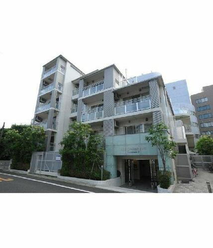 東京都港区高輪３丁目 6階建