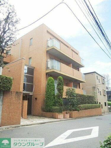 フォレスト千駄ヶ谷 地上3階地下1階建
